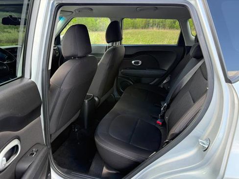 Used 2019 Kia Soul FWD image 15