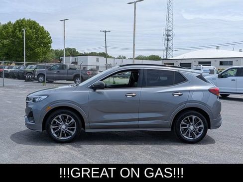 Used 2021 Buick Encore GX Essence w/ Experience Buick Package FWD image 5
