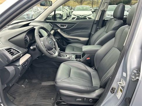 Used 2022 Subaru Forester Limited image 21