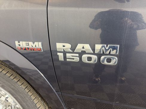 Used 2016 RAM 1500 Laramie w/ Convenience Group image 17