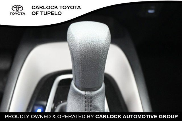 Used 2026 Toyota Corolla LE FWD image 31