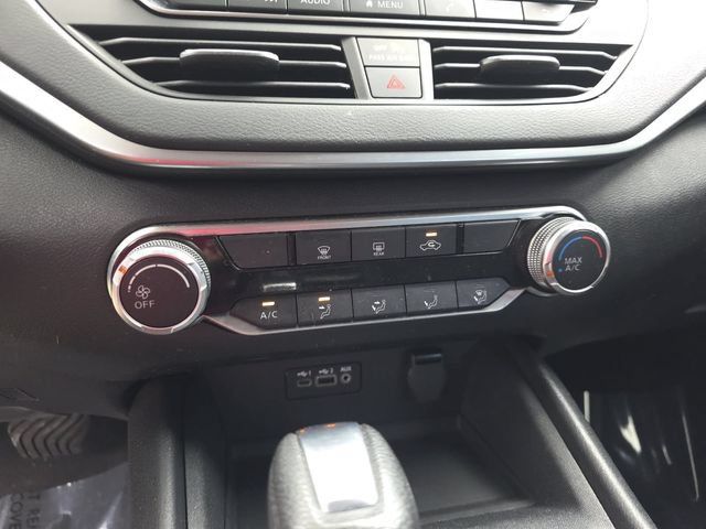 Used 2022 Nissan Altima 2.5 SV FWD image 21