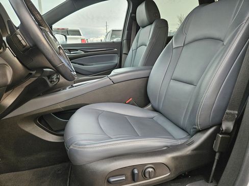 Used 2024 Buick Enclave Essence image 15