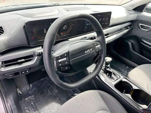 Used 2025 Kia K4 FWD image 9