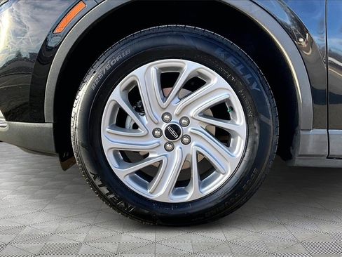 Used 2022 Lincoln Corsair FWD image 9