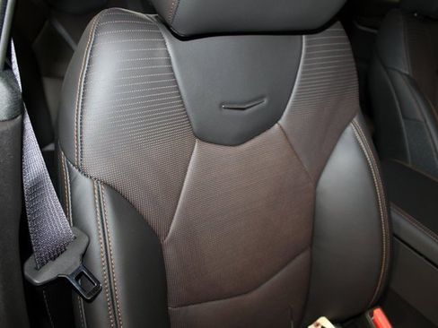 Used 2025 Cadillac CT5 V image 40