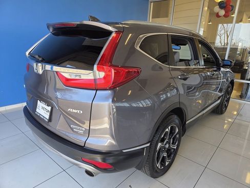 Used 2018 Honda CR-V Touring image 6