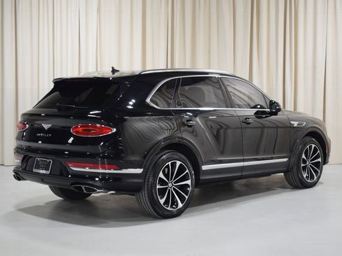 Certified 2024 Bentley Bentayga image 3