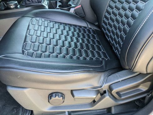 Certified 2022 Ford Bronco Black Diamond image 21