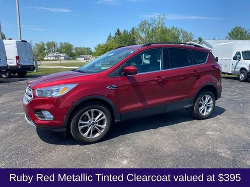 Used 2018 Ford Escape SE FWD image 2
