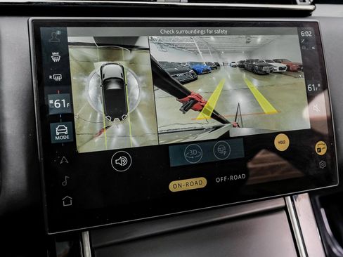 Used 2024 Land Rover Range Rover Velar Dynamic SE image 25