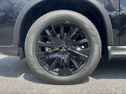 New 2025 Mitsubishi Outlander Sport LE image 10