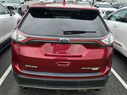 Used 2017 Ford Edge Titanium w/ Technology Package FWD image 3