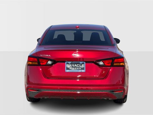 New 2025 Nissan Altima 2.5 SV image 4