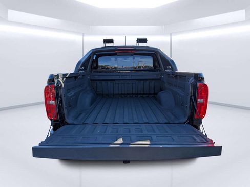 Used 2021 Chevrolet Colorado ZR2 w/ ZR2 Midnight Special Edition image 14