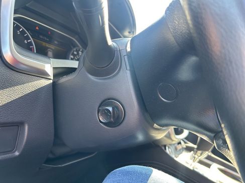 Used 2018 Nissan Murano Platinum w/ Cargo Package image 16