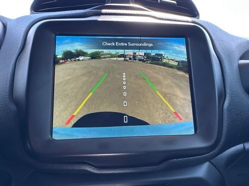 Used 2022 Jeep Renegade Trailhawk AWD/4WD image 18
