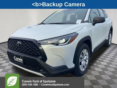 Used 2024 Toyota Corolla Cross L image 5