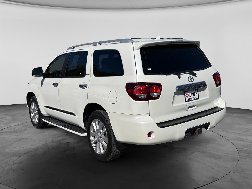 Used 2018 Toyota Sequoia Platinum AWD/4WD image 7