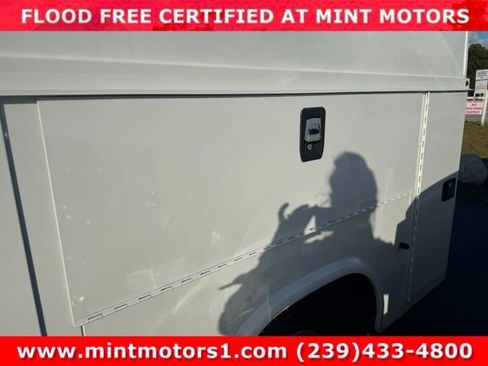 Used 2019 Ford Transit 350 138 w/ Interior Upgrade Package image 31