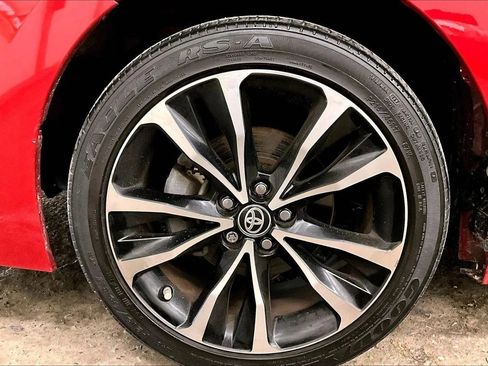 Used 2018 Toyota Corolla SE image 8