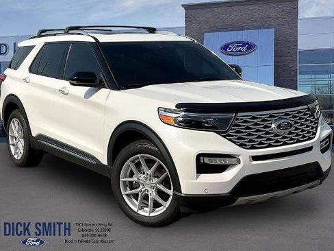 Certified 2022 Ford Explorer Platinum w/ Equipment Group 601A image 3