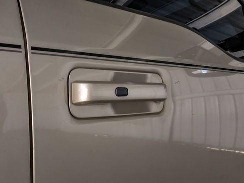 Used 2017 Ford F250 Lariat w/ Lariat Ultimate Package image 40