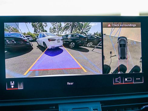 Certified 2025 Audi Q5 2.0T Premium Plus w/ Premium Plus Package AWD/4WD image 28