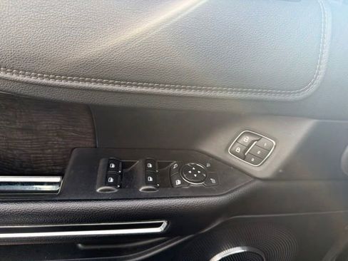 Used 2021 Ford Expedition Max Limited AWD/4WD image 14