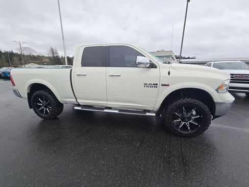 Used 2017 RAM 1500 Laramie w/ Convenience Group image 2