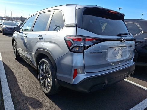 New 2025 Subaru Forester Touring image 3
