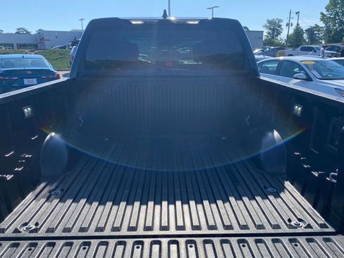 Used 2022 Toyota Tundra Limited AWD/4WD image 12