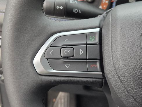 New 2026 Jeep Compass Latitude image 18