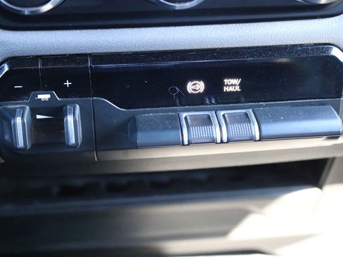 Used 2024 RAM 2500 Big Horn image 20