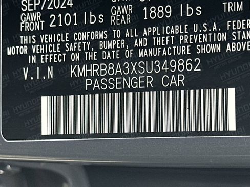 Used 2025 Hyundai Venue SE image 31