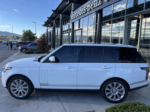 Used 2017 Land Rover Range Rover Supercharged image 8