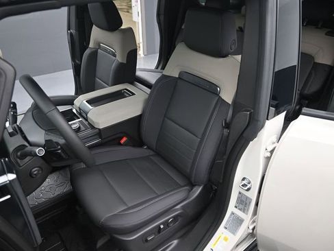 New 2026 GMC Hummer EV SUV image 11