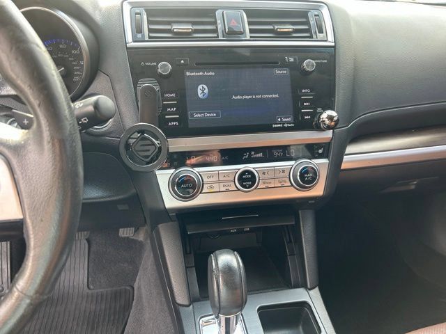 Used 2017 Subaru Outback 2.5i Touring w/ Popular Package #5A AWD/4WD image 20