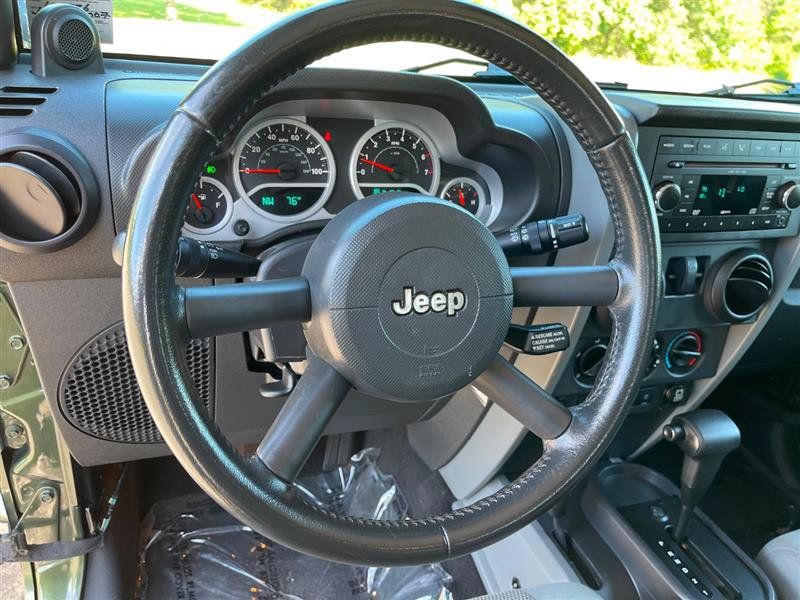 Used 2007 Jeep Wrangler Sahara w/ Dual Top Group AWD/4WD image 14