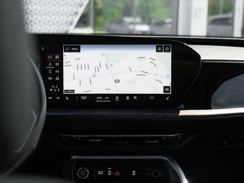 Certified 2025 Audi Q5 Premium w/ Premium Plus AWD/4WD image 13