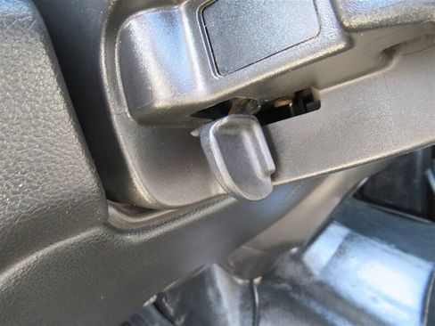 Used 2022 RAM 3500 Tradesman w/ Chrome Appearance Group image 24