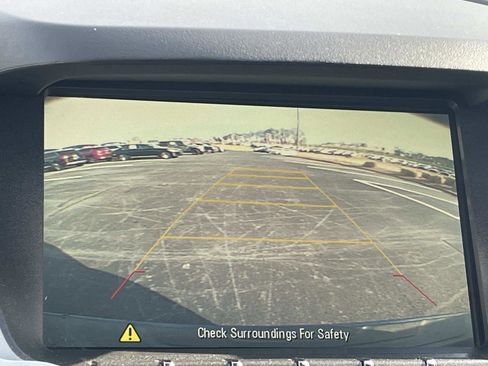 Used 2016 Chevrolet Equinox LT w/ Convenience Package image 24