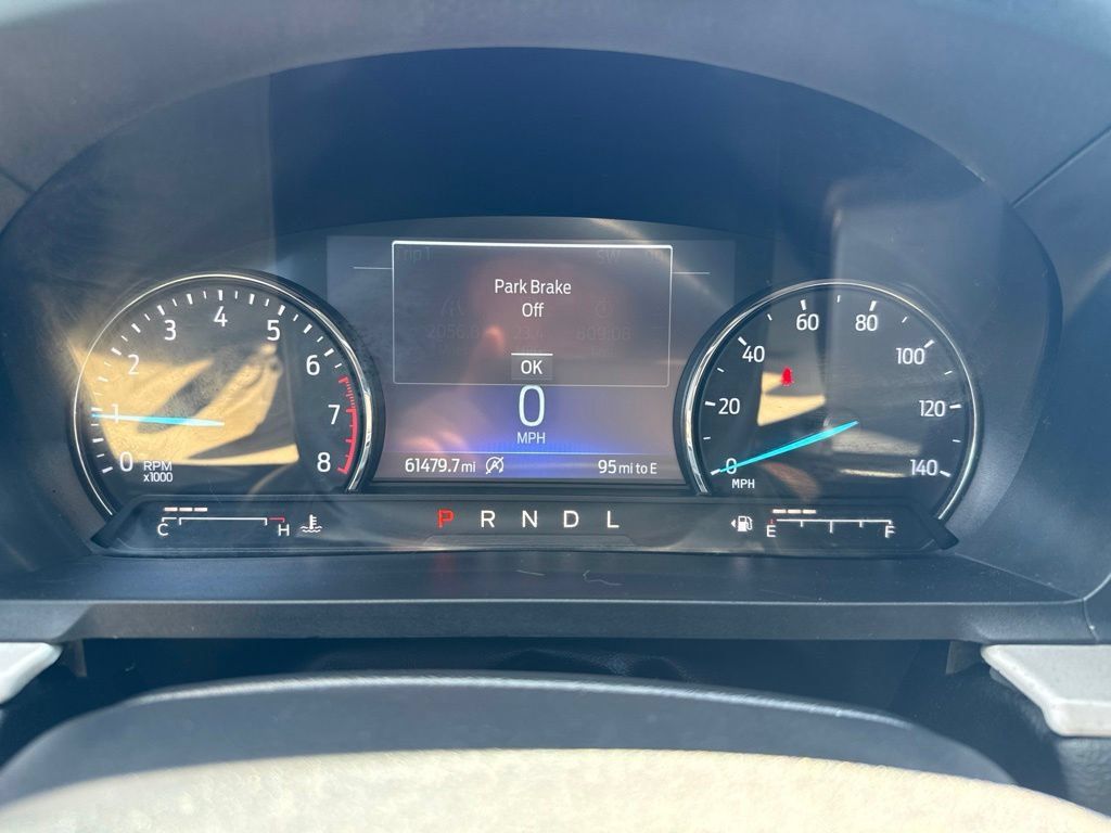 Used 2024 Ford Explorer XLT w/ Equipment Group 202A RWD image 12