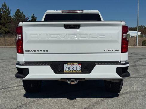 Used 2023 Chevrolet Silverado 1500 Custom image 6