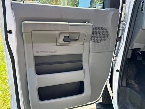 Used 2024 Ford E-350 and Econoline 350 Super Duty w/ Power Windows & Locks Group RWD image 11