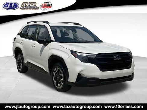 Used 2025 Subaru Forester AWD/4WD image 1