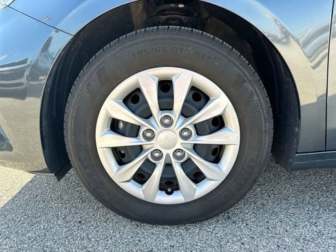 Used 2022 Kia Forte Sedan image 19