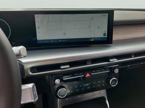 New 2026 Hyundai Ioniq 9 SEL image 18