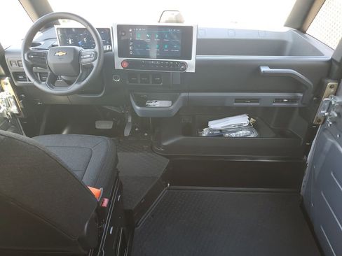 New 2025 Chevrolet Brightdrop 400 FWD image 13