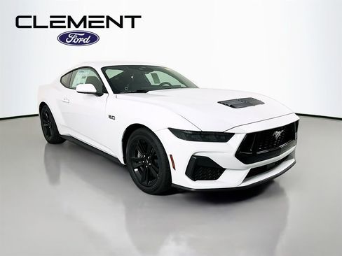 New 2026 Ford Mustang GT RWD image 3